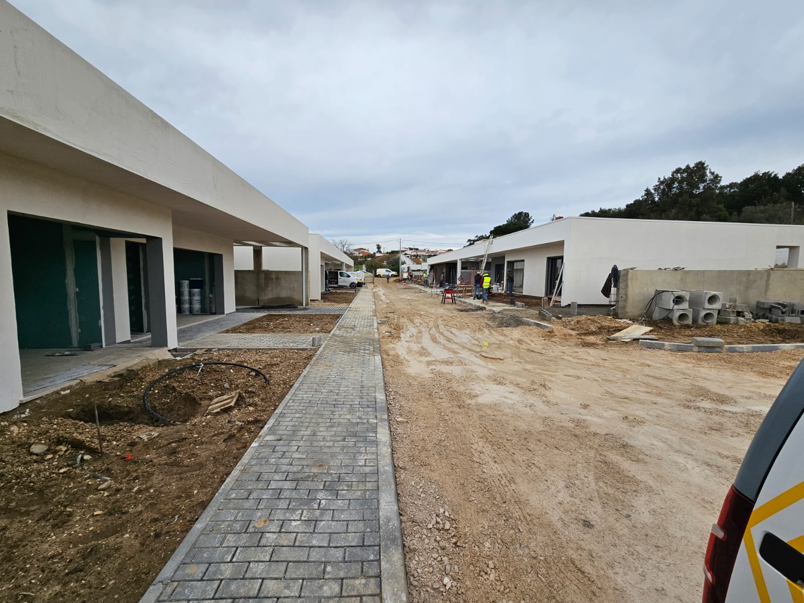 Este alt deve ser dinâmico e dar para insriri on upload no Backoffice