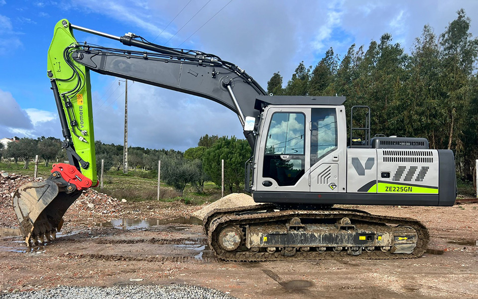 Latest architect’s images for the new school